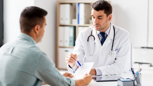 NFZ nie ma zaufania wśród pacjentów. Najczęściej prywatnie odwiedzamy tych specjalistów