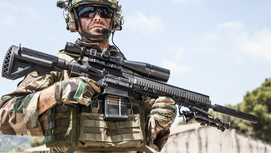 Czy powinien zostać wprowadzony tymczasowy podatek na sfinansowanie modernizacji polskiej armii?