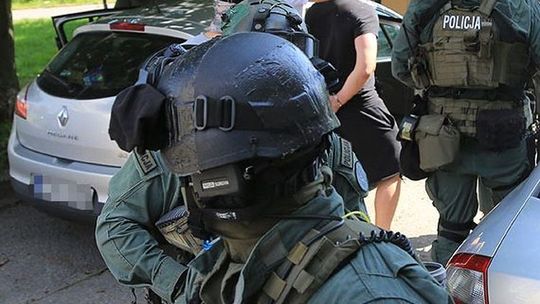 Policja szuka filmowców