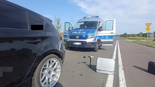 Policja wysyła na drogi superradiowozy. Uważaj na akcje