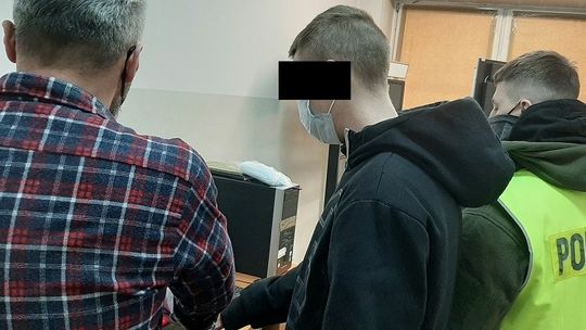 Policjanci dowiedli, dlaczego tak dziwnie się zachowuje