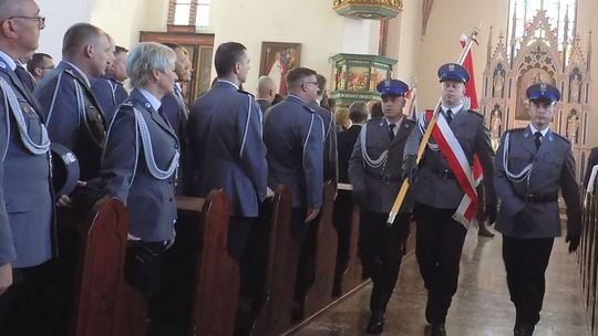 Policjanci, społeczeństwo na was liczy. Dziękujemy za waszą służbę