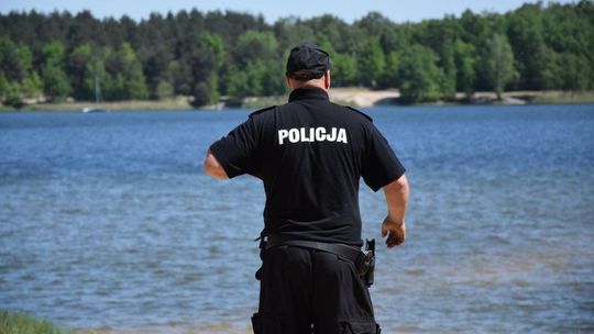 Policjanci uratowali życie 44-letniej kobiecie