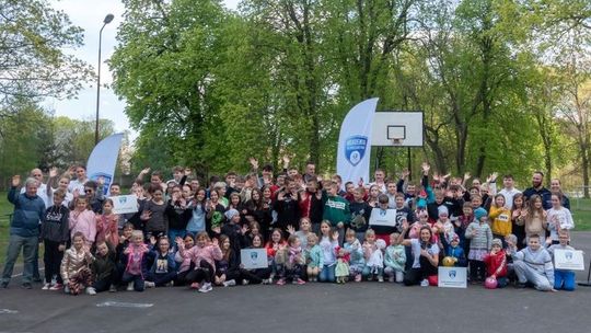 Policjanci w trzech szkołach naszego powiatu Policjanci w trzech szkołach naszego powiatu