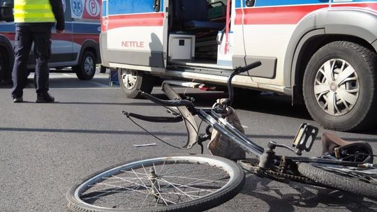 Policjant z Gryfina spowodował wypadek. Czy naczelnik drogówki uciekł, sprawdza prokuratura