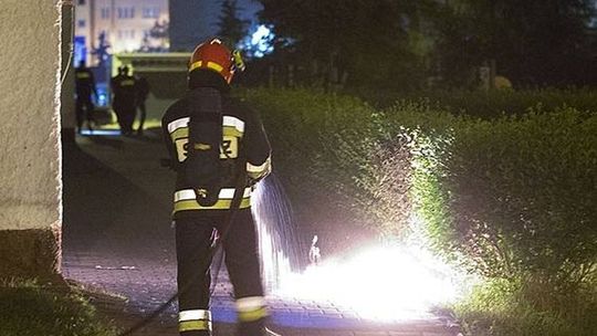 Policjantka zatrzymała sprawcę podpaleń śmietników