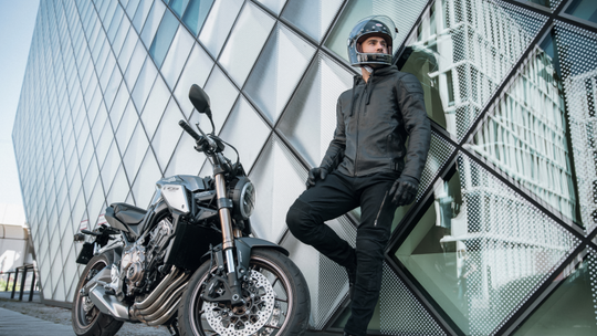 Polskie kurtki Rebelhorn: innowacyjny design i funkcjonalność. Przegląd technicznych rozwiązań dla wymagających motocyklistów Polskie kurtki Rebelhorn: innowacyjny design i funkcjonalność. Przegląd technicznych rozwiązań dla wymagających motocyklistów