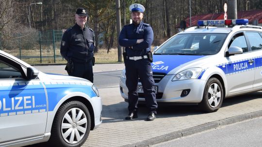 Polsko-niemieckie patrole w terenie przygranicznym