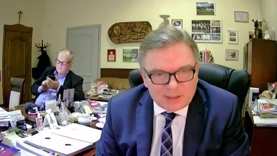 Ponad 11 milionów złotych deficytu. Budżet gminy Gryfino na 2021 r. 