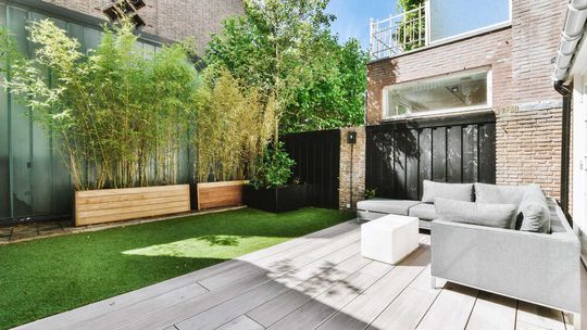 Poradnik: wybór nawierzchni na taras – drewno, kompozyt, a może klinkier? Poradnik: wybór nawierzchni na taras – drewno, kompozyt, a może klinkier?