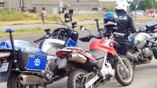 Poruszał się motocyklem w sposób budzący podejrzenia. I wpadł