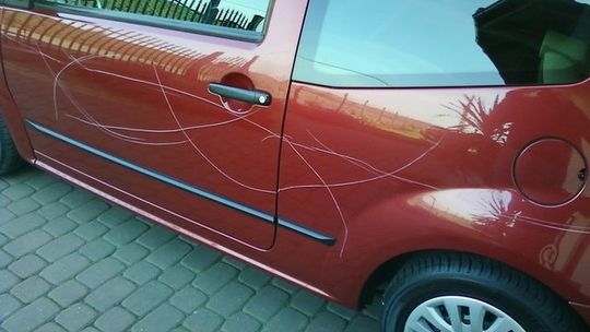 Porysowany samochód z zemsty