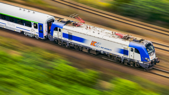 Strefa ciszy w pociągu? Szalony pomysł trudny do wyegzekwowana w wagonach Strefa ciszy w pociągu? Szalony pomysł trudny do wyegzekwowana w wagonach