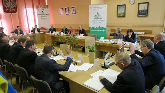 Poszczypali burmistrza i zmienili porządek