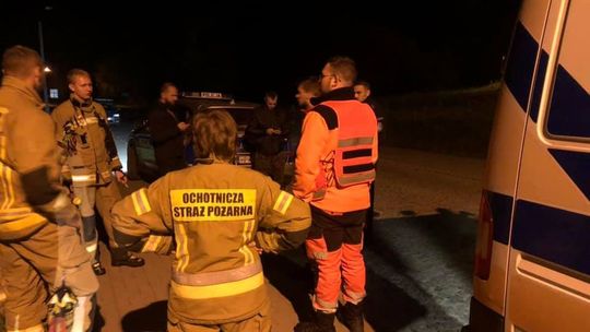 Poszukiwali w nocy zaginionego mężczyzny. Użyli drona