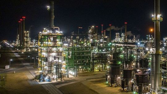 Poważna awaria rurociągu zasilającego Rafinerię PCK Schwedt Poważna awaria rurociągu zasilającego Rafinerię PCK Schwedt