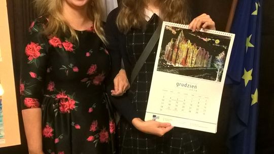 Praca Liwii Watras ozdabia w kalendarzu planszę „grudzień”. Wielki sukces uczennicy i jej nauczycielki Grażyny Zajkowskiej