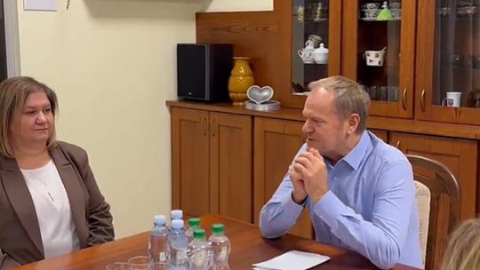 Donald Tusk idzie na ratunek nauczycielom. Chodzi o pieniądze