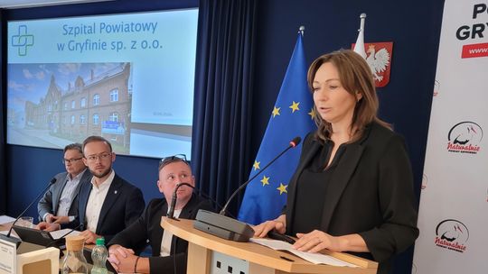 Prezes szpitala w ogniu pytań radnych. Sprawozdanie i sytuacja finansowa placówki