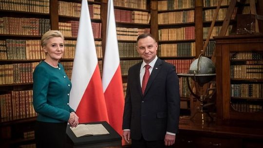 Prezydent Andrzej Duda promuje właśnie te tytuły
