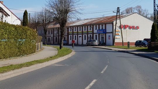 Amatorzy tanich trunków w centrum. Władze udają, że problemu nie ma