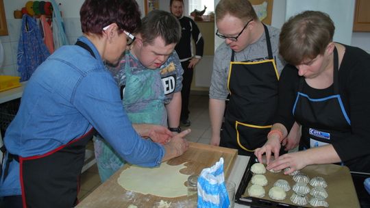 Promyk prosi o przekazanie na rzecz stowarzyszenia 1% należnego podatku od osób fizycznych