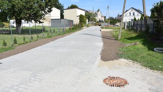 Przebudowano drogę Przebudowano drogę