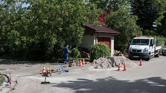 Przebudowują część wjazdu 