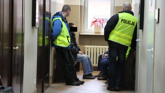 Przedstawiono zarzuty zabójstwa i aresztowano