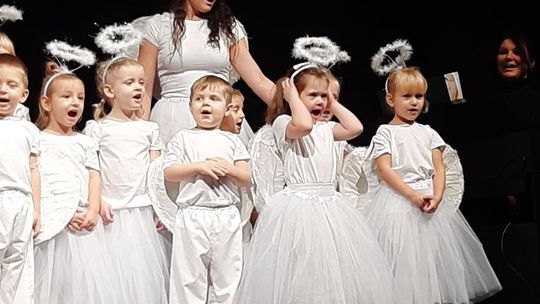 Przedszkolaki kolędowały wspólnie z uczestnikami WTZ Przedszkolaki kolędowały wspólnie z uczestnikami WTZ