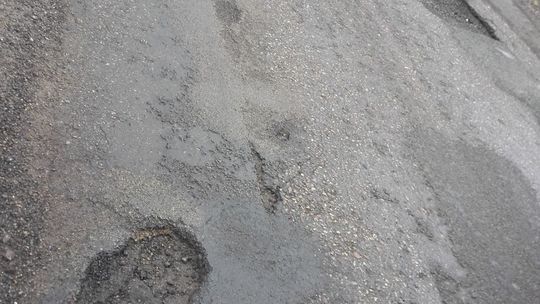 Przejechać tą drogą to prawdziwy horror