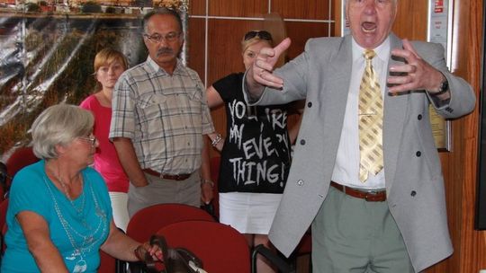 Przerwana i zakończona burzą