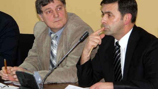 Przewodniczący sam chce zrezygnować