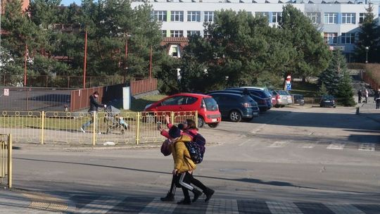 Przez tydzień będą uczyli się zdalnie Przez tydzień będą uczyli się zdalnie