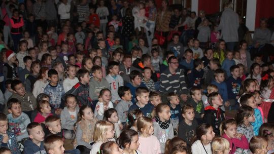 Przygotowują niespodziankę dla dzieci