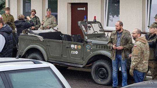 Przyjechali dla Grzegorza motoryzacyjnie wesprzeć akcję "Wygramy z rakiem" [FOTO, WIDEO]