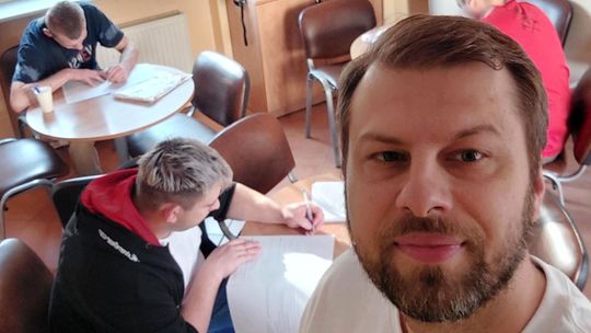 Przyjemne z pożytecznym. Tyle można było zrobić dla bohaterów