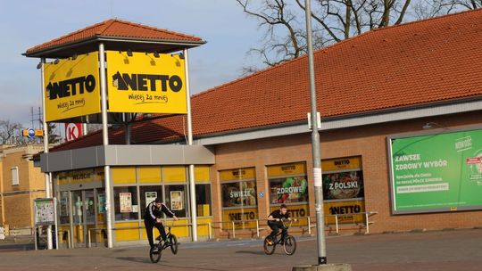 Pustawo i cicho w niedzielę bez handlu w Chojnie