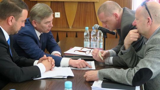 Pytania o salę sportową przy ulicy Niepodległości