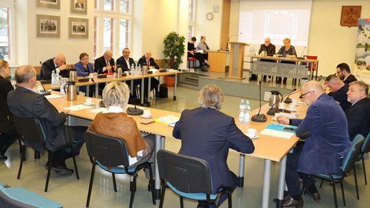 Radni ustalili sobie nowe wysokości diet