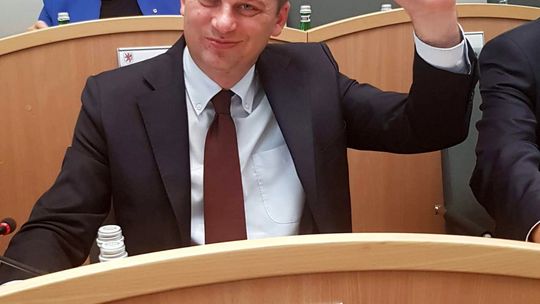 Radni wracają do pracy zdalnej i trybu rotacyjnego