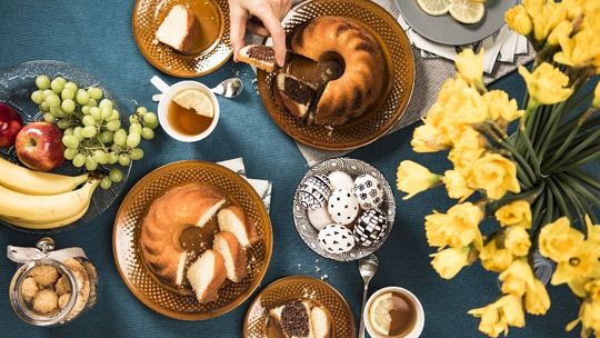 Radość rodzinnego świętowania – wielkanocne słodkości dla zabieganych
