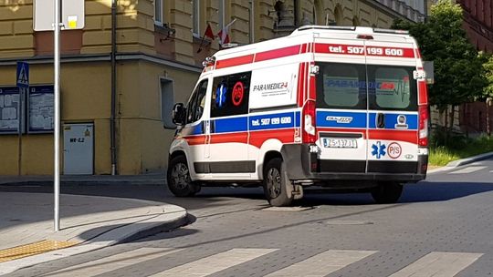 Raport epidemiczny ministerstwa z dziurami