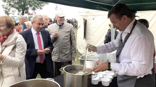 Regionalna aleja smaków podczas Pikniku nad Odrą