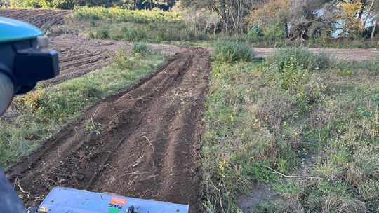 Rewolucja w przygotowaniu terenu! BEKAP zmienia nieużytki w działki idealne pod inwestycje!