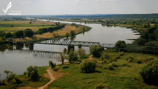 Rośnie ruch na trasach rowerowych Pomorza Zachodniego 