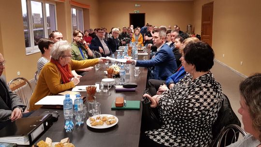 Rozmawiają o przyszłości szkoły