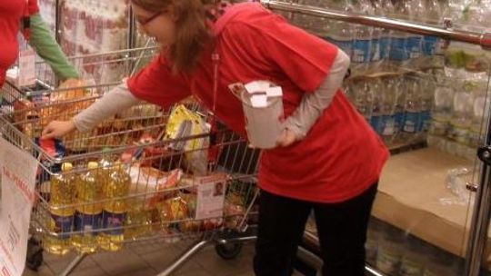 Rozpoczynają już świąteczną zbiórkę żywności