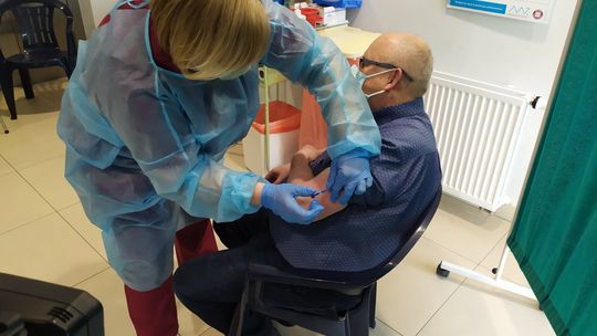 Ruszają zapisy na szczepienia dla osób w wieku 67 i 68 lat
