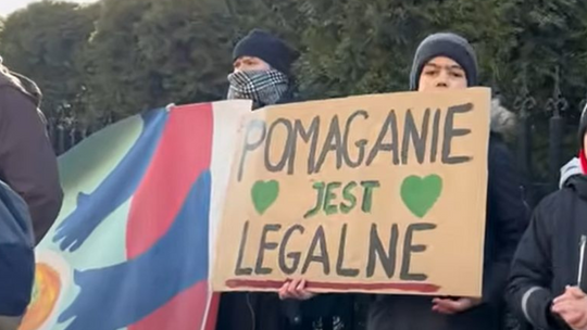 Słynna sprawa przed sądem. „Proces piątki” dotyczy pomaganiu przy granicy